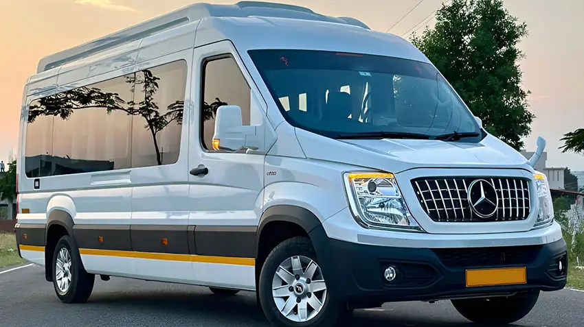 Best Vehicle for Family Tour in India: Tempo Traveller vs Urbania