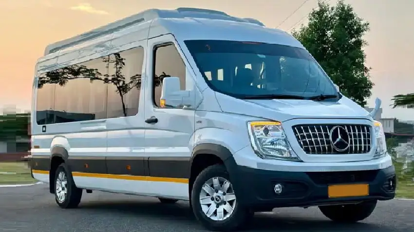 Best Vehicle for Family Tour in India: Tempo Traveller vs Urbania