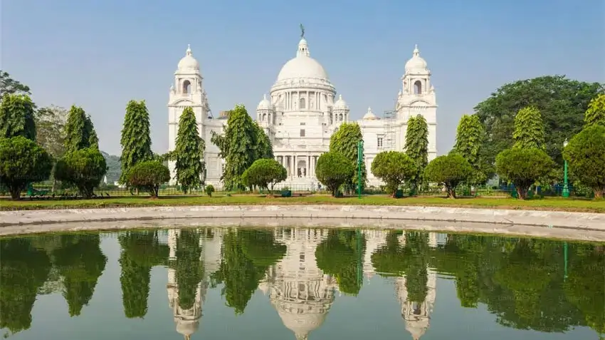 Complete Guide to Using ATMs in India for Foreign Travelers