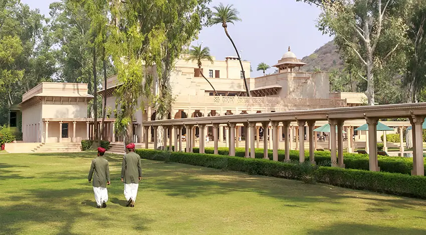 Best Offbeat Luxury Resorts in India Away from Crowds