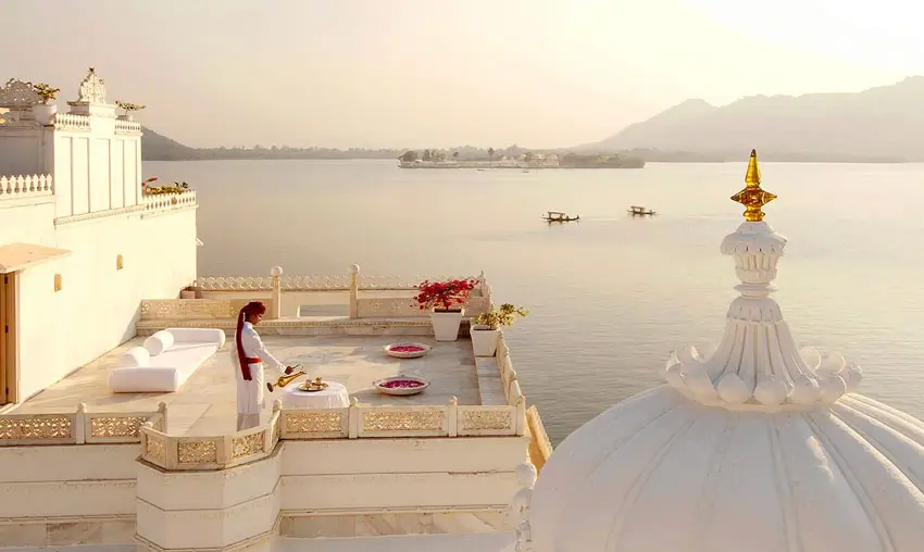 Rajasthan Luxury Tour With Private Driver | Best Luxury Hotels, Heritage Routes & Private Car Service