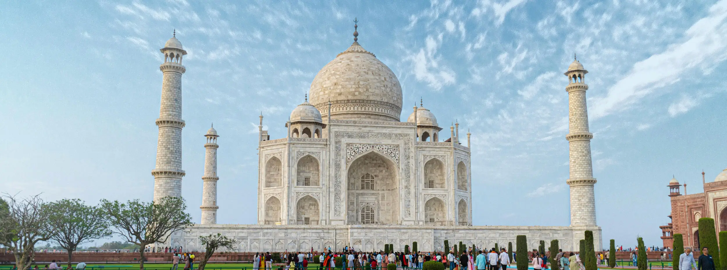 Agra Travel Guide – Taj Mahal, Luxury Hotels & Tours