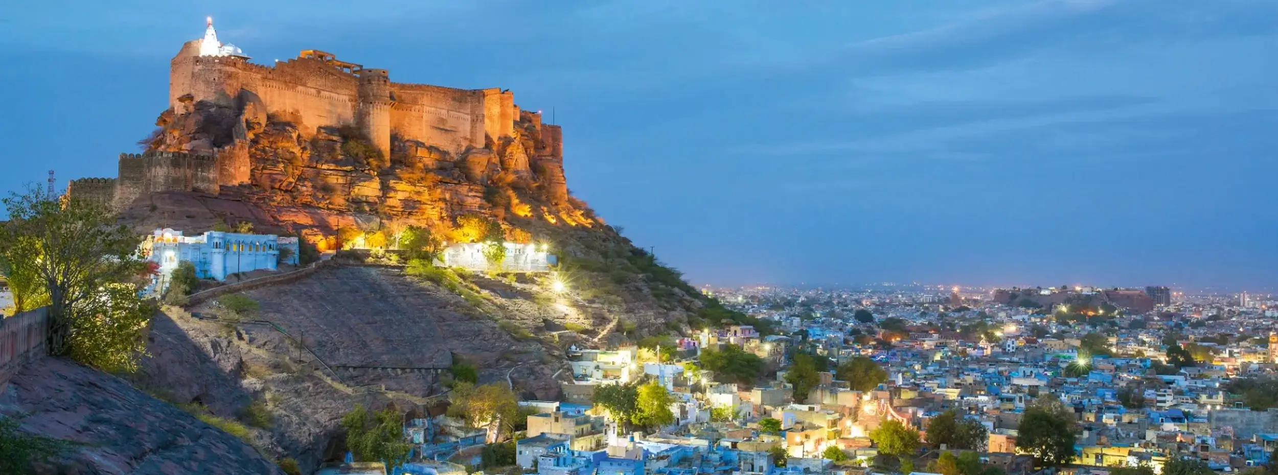 Jodhpur Travel Guide – Mehrangarh Fort, Palaces & Luxury Stays