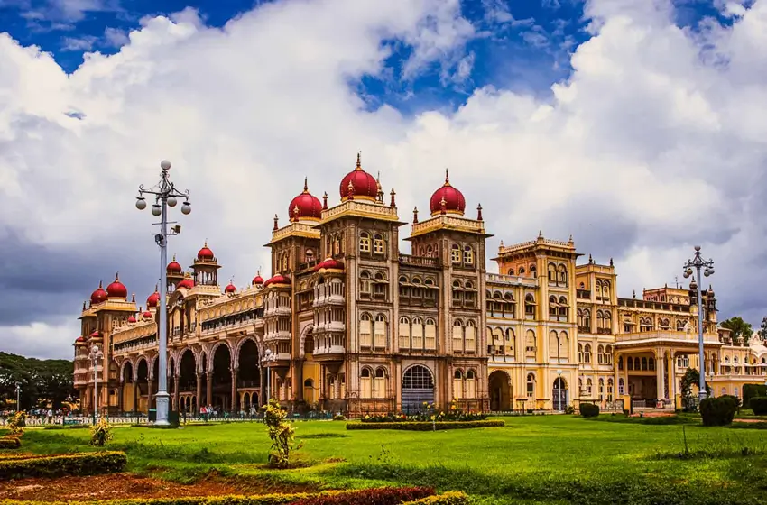 Mysore Travel Guide – The Royal City of Karnataka
