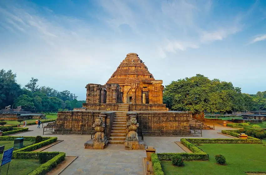Odisha (Puri & Konark) Travel Guide