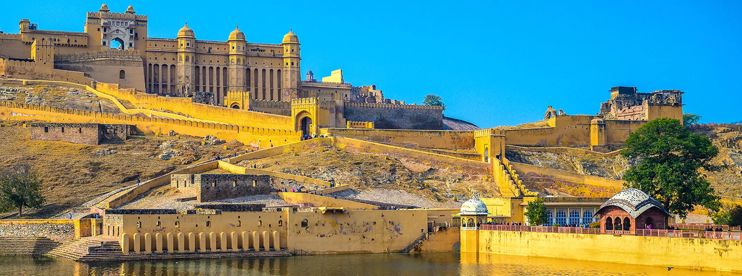 Jaipur Travel Guide – Palaces, Luxury Hotels & Private Tours