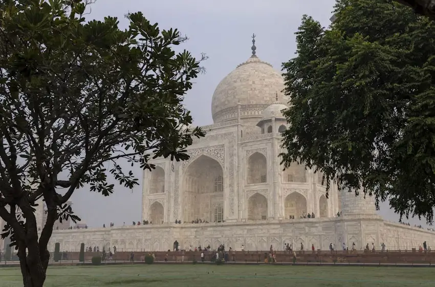 Gay & Lesbian Friendly Same Day Taj Mahal Tour from Delhi