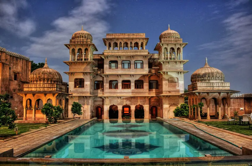 Golden Triangle Tour with Mandawa – Heritage Havelis, Taj Mahal & Rajasthan’s Painted Town