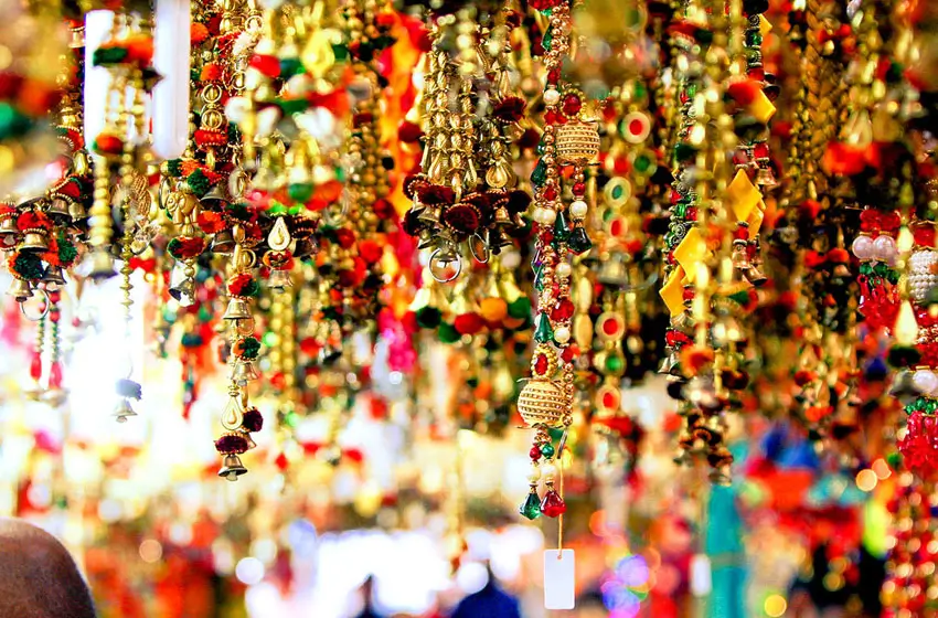 Jaipur Tuk Tuk Tour with Shopping Experience | Explore Bazaars & Authentic Handicrafts