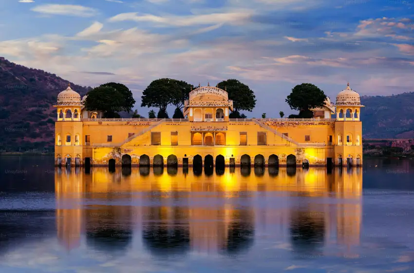 Jaipur City Full Day Tour with German Speaking Guide