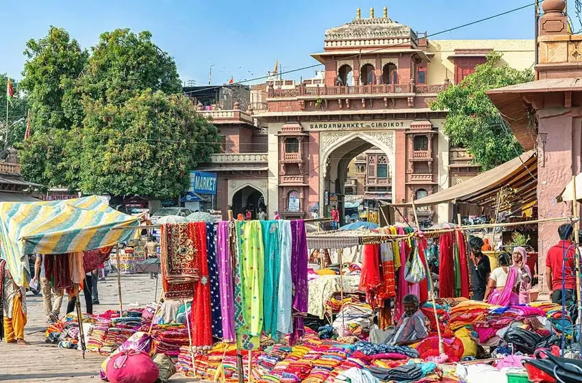 Rajasthan Shopping Tour – 13 Days of Bazaars, Crafts & Heritage in Jaipur, Jodhpur & Udaipur