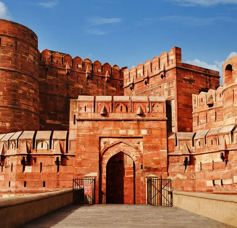 Luxury North India Tour with Taj Mahal, Rajasthan Palaces & Himalayan Wellness