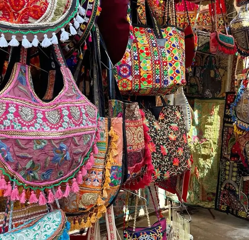 Jaipur Private Shopping Tour | Exclusive Car & Driver for Safe and Comfortable Shopping