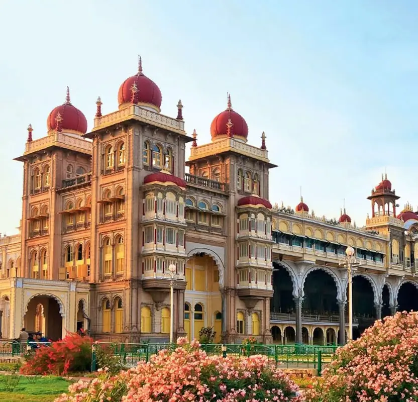 Golden Triangle Tour with Mysore & Hampi