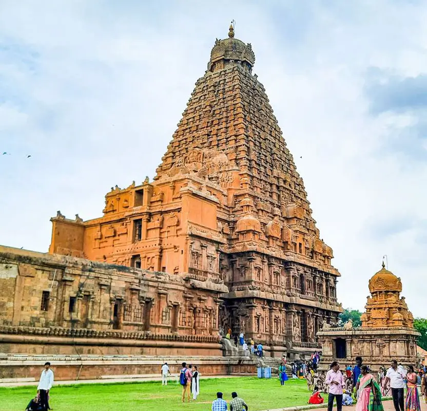 Golden Triangle Tour with South India Grand Circuit