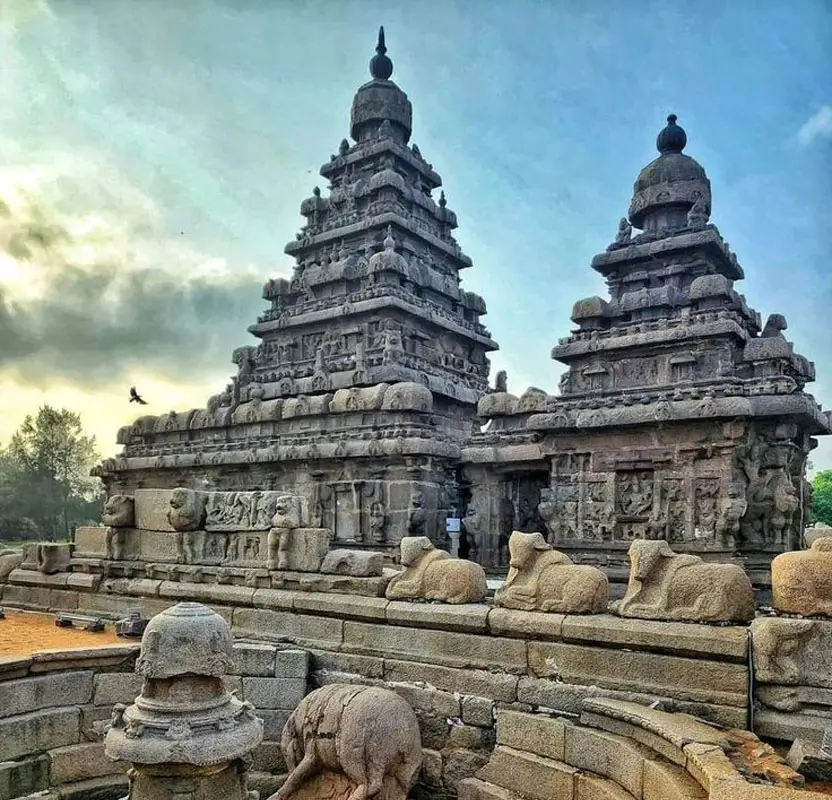 Golden Triangle Tour with Tamil Nadu Temples