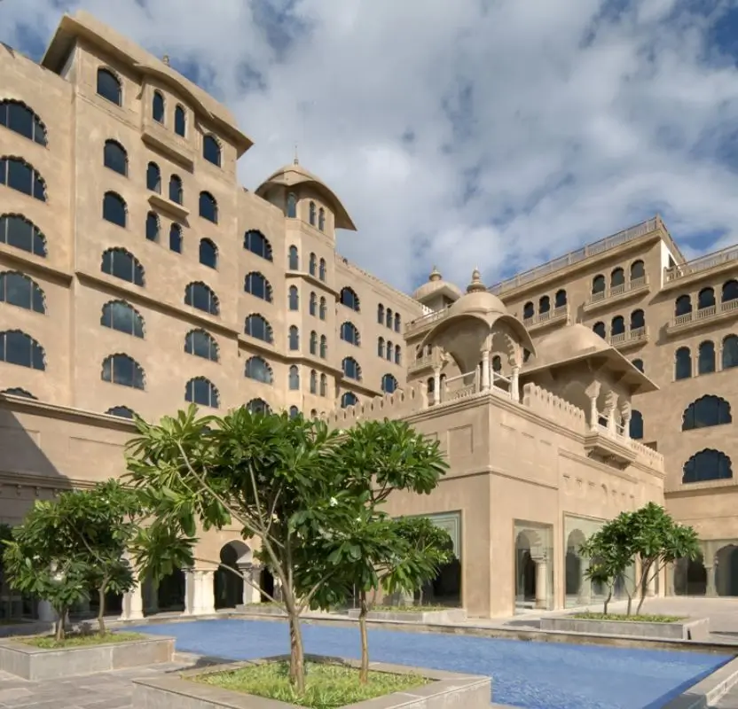 Luxury Golden Triangle Honeymoon Tour with Palace Stays | 8 Days Private Romantic Journey Through India