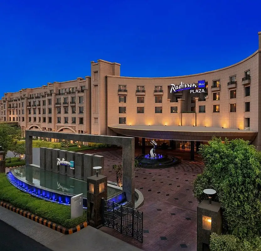 Royal Rajasthan Luxury Tour with Oberoi & Taj Hotels