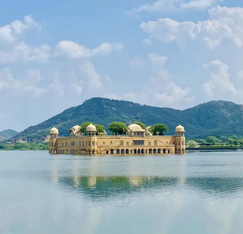 Jaipur Day Trip with Local Experiences & Heritage Walks