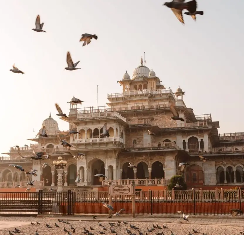 Luxury Golden Triangle Tour with Udaipur Lake Palace | 9 Days Private Luxury India Tour