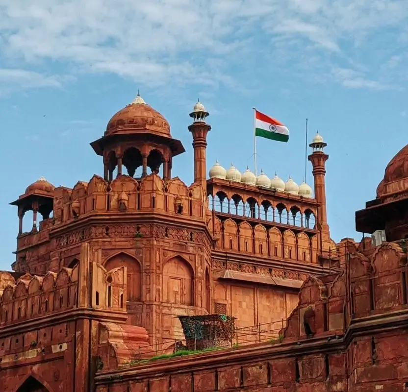 Luxury Golden Triangle Tour with Udaipur Lake Palace | 9 Days Private Luxury India Tour