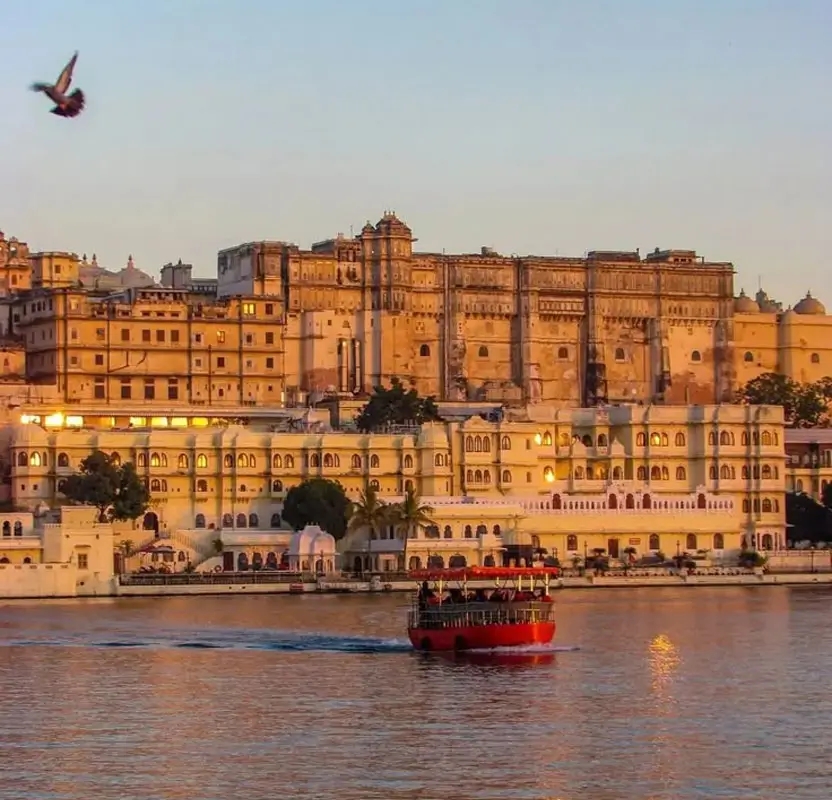 LGBT Friendly Sightseeing Tour in Udaipur