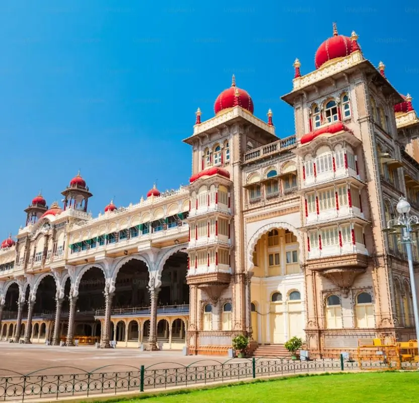 Luxury South India Palace & Temple Tour | 12 Days Private Journey