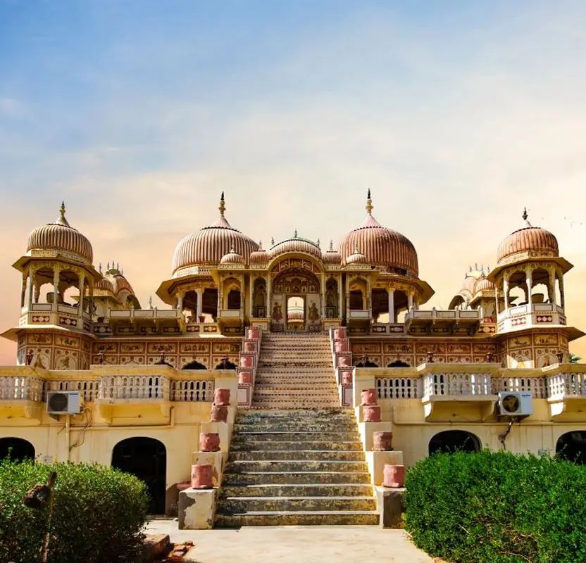 Rajasthan Forts and Palaces Tour with Agra