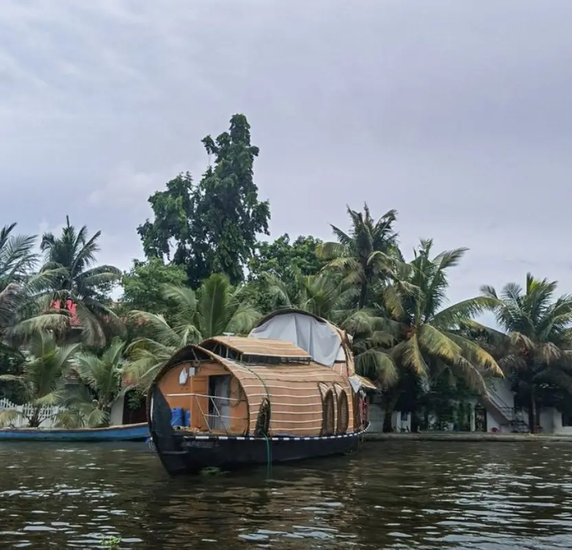 Luxury Palaces to Backwaters – Rajasthan & Kerala Grand Tour | 15 Days Private Luxury India Holiday