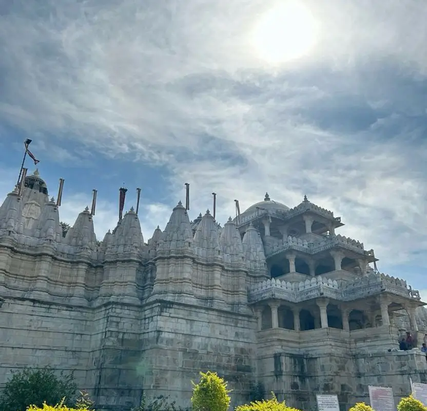 Same Day Udaipur to Kumbhalgarh & Ranakpur Tour