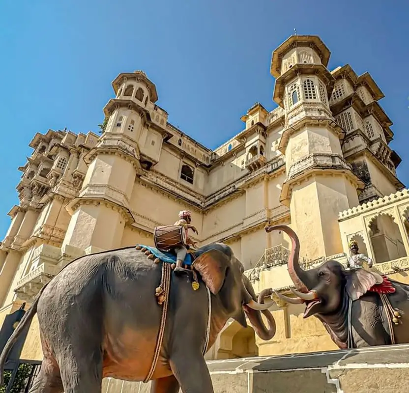 Same Day Udaipur Romantic Tour for Couples