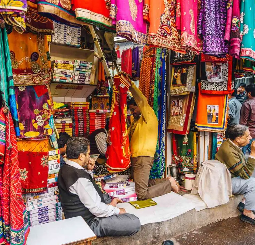 Half Day Delhi Private Shopping Tour with Guide by Car | Luxury Shopping in Delhi