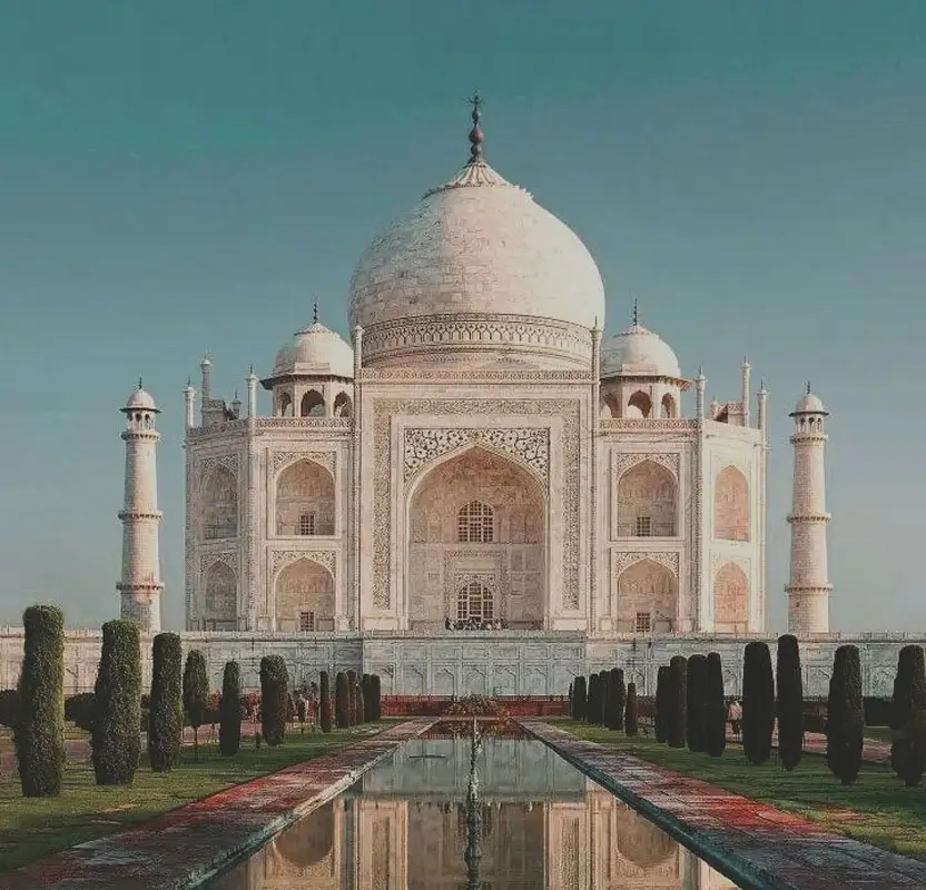 Same Day Taj Mahal Tour from Delhi with Female Guide