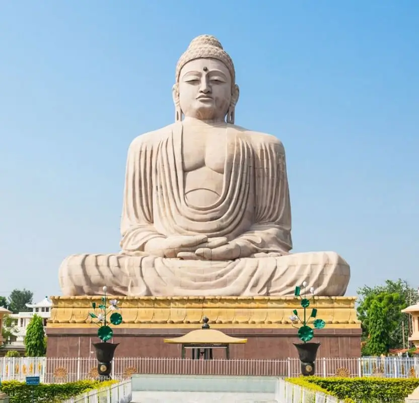 Golden Triangle Tour with Buddhist Circuit
