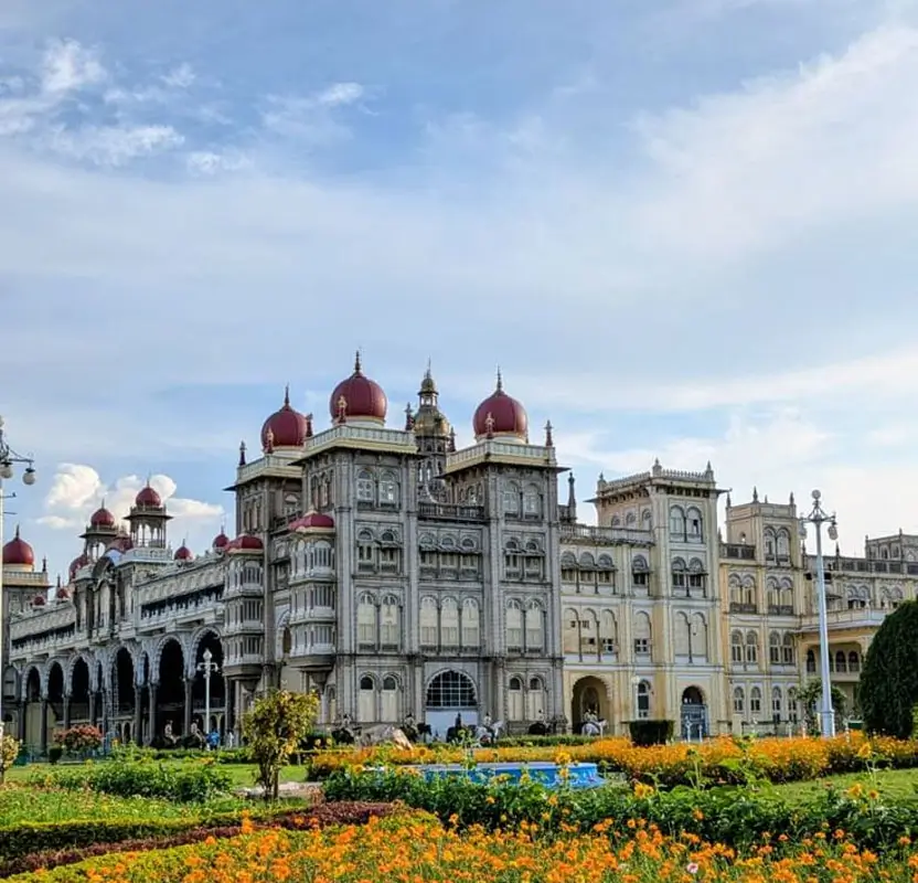 Golden Triangle Tour with Mysore & Hampi