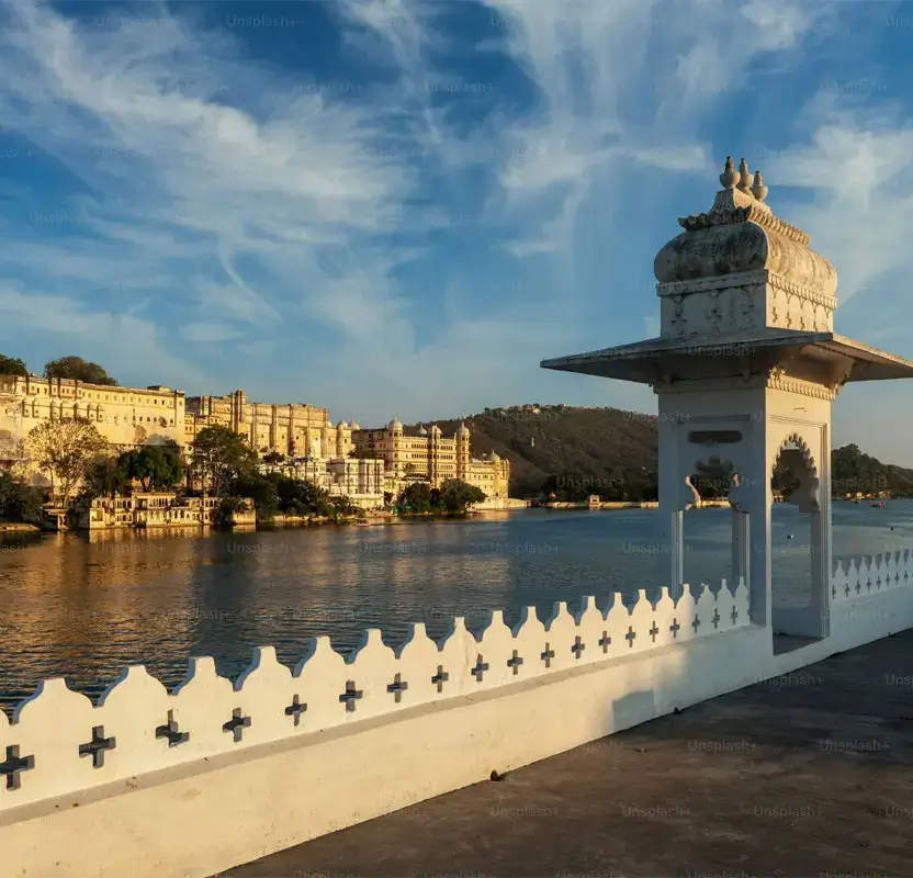 Solo Female Golden Triangle Tour – Safe & Luxurious Journey through Delhi, Agra & Jaipur