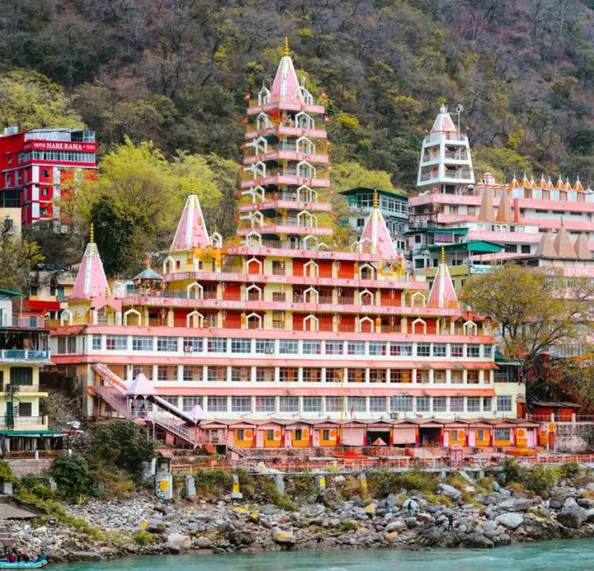 Luxury Golden Triangle Tour with Rishikesh Yoga Retreat | 9 Days Private Luxury India Journey