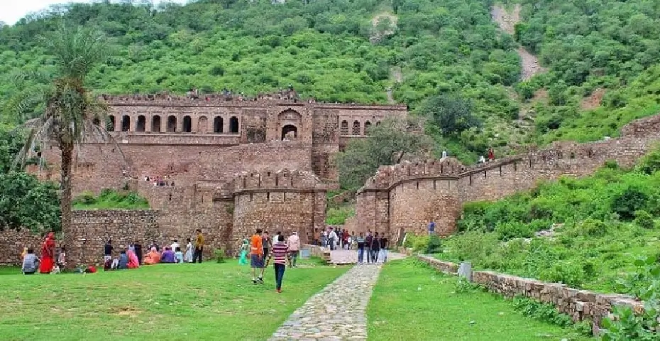 Bhangarh-Fort-Rajasthan