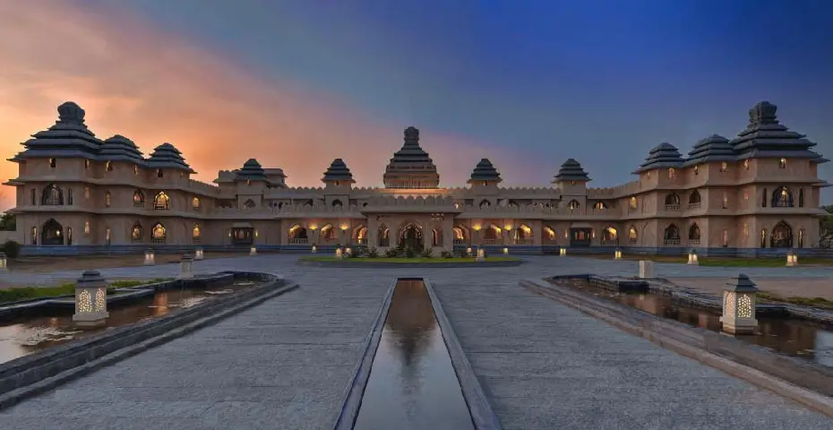Evolve Back Hampi