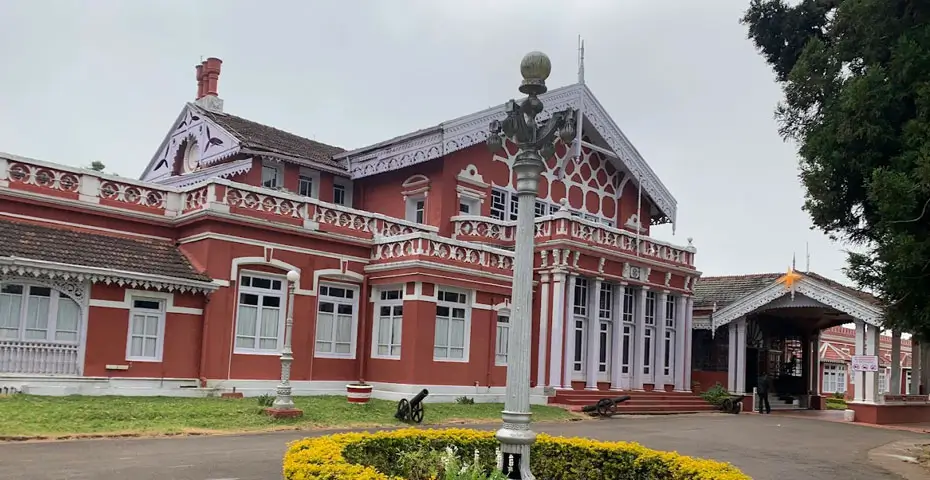 Fernhills-Royal-Palace