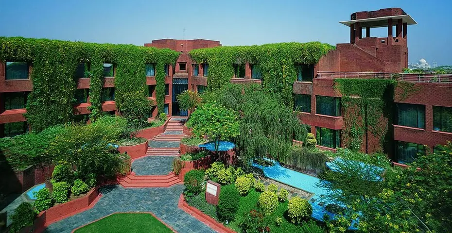 ITC-Mughal-agra