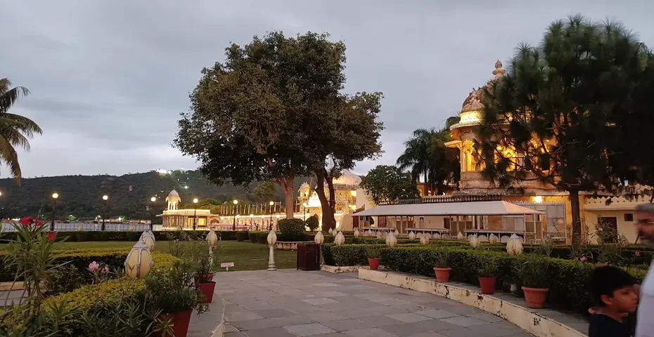 Jagmandir-Island-Palace