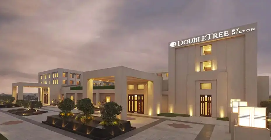 doubletree-by-hilton-agra